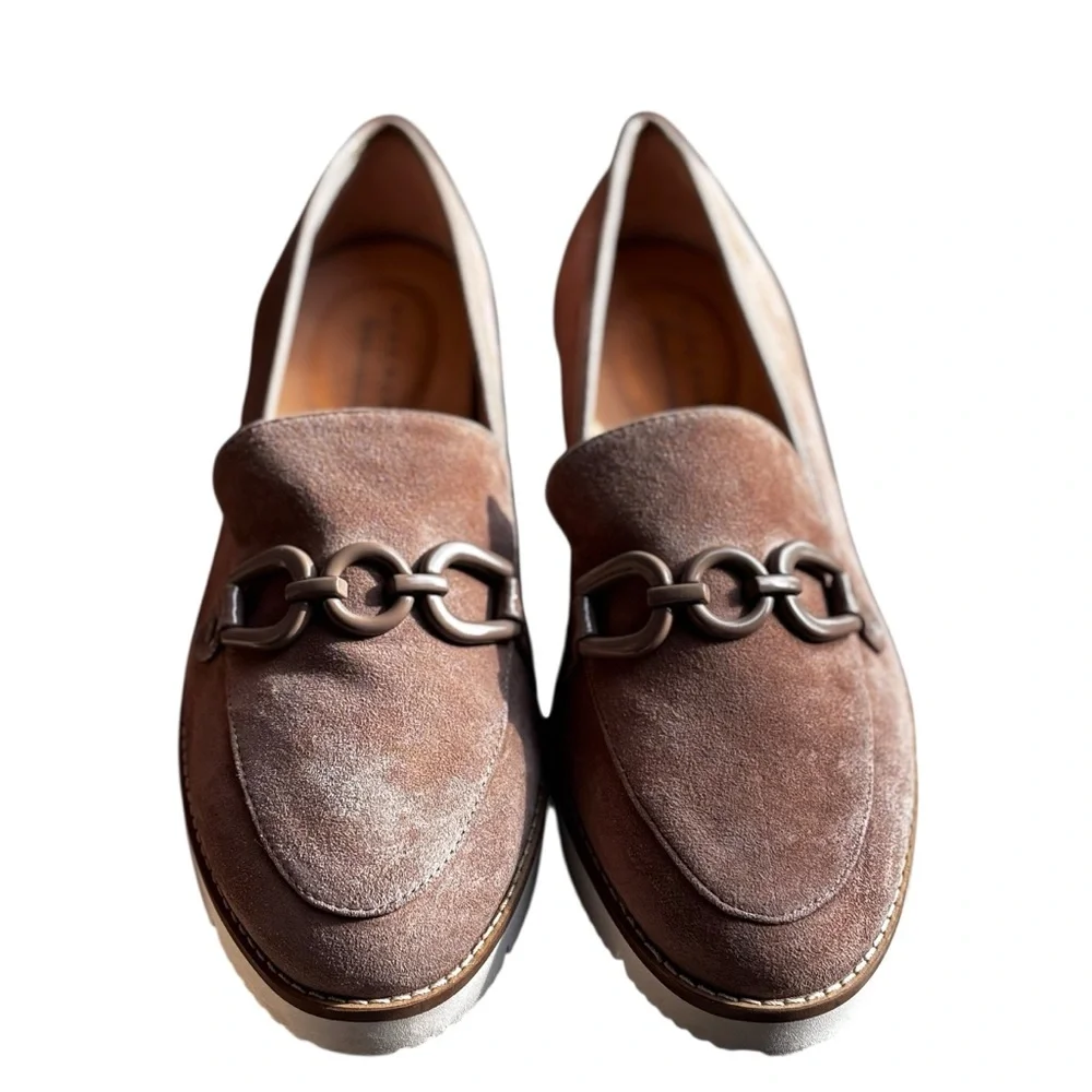 New Alex Marie Taupe Beige Slip On Loafers Chain Detail 1” Lugg Sole Size 9.5M